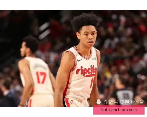 新星三分狂飙成近三十年首人一人追平麦蒂纪录 新星三分狂飙成近三十年首人一人追平麦蒂纪录