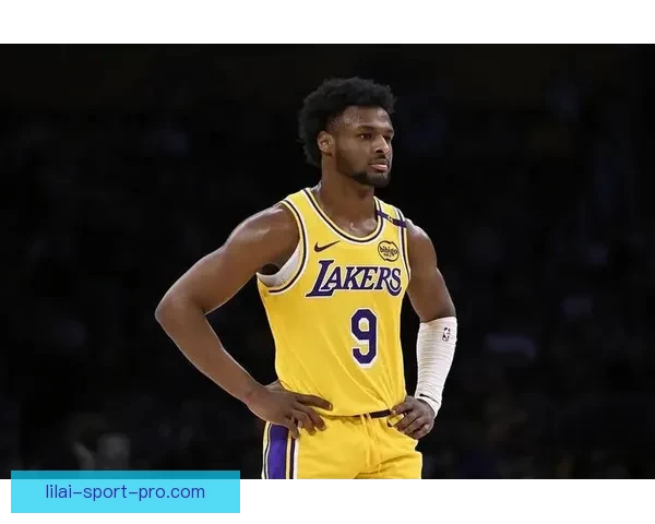 布朗尼26分7助连续四天鏖战助球队十四战全胜锁定西部榜首